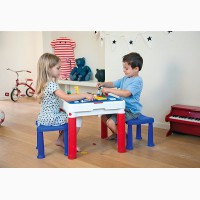 Детский стол для конструктора и творчества в игровую зону
