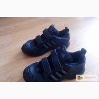 Кожанные кроссовки adidas, р.32