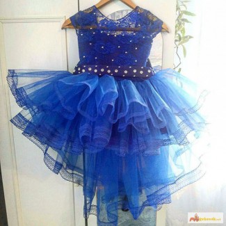 Нарядное детское платье пышное выпускной с шлейфом для выпускного синее