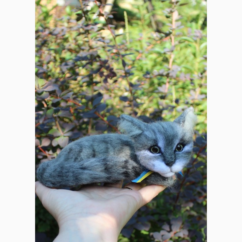 Фото 2. Котик сірий валяна іграшка інтерєрна сувенір подарунок кошка хендмєйд кошка игрушка