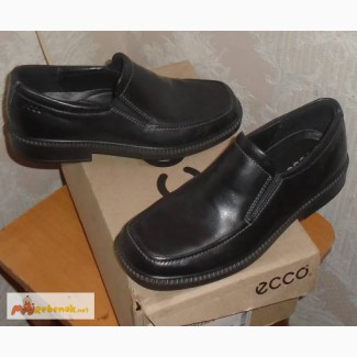 ECCO Новые туфли 36 р школьные