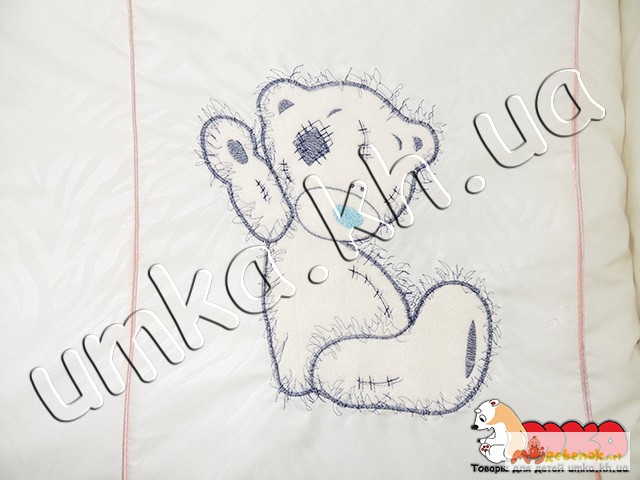 Фото 11. Постельное белье в кроватку малыша с вышивкой + держатель для балдахина