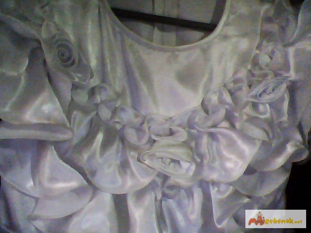 Фото 5. Праздничное нарядное белое платье б/у