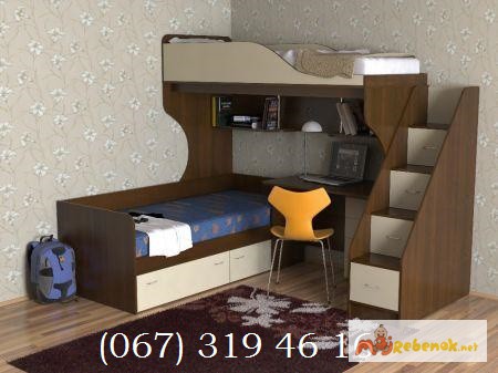 Фото 2. Кровать чердак со столом и Дополнительной кроватью