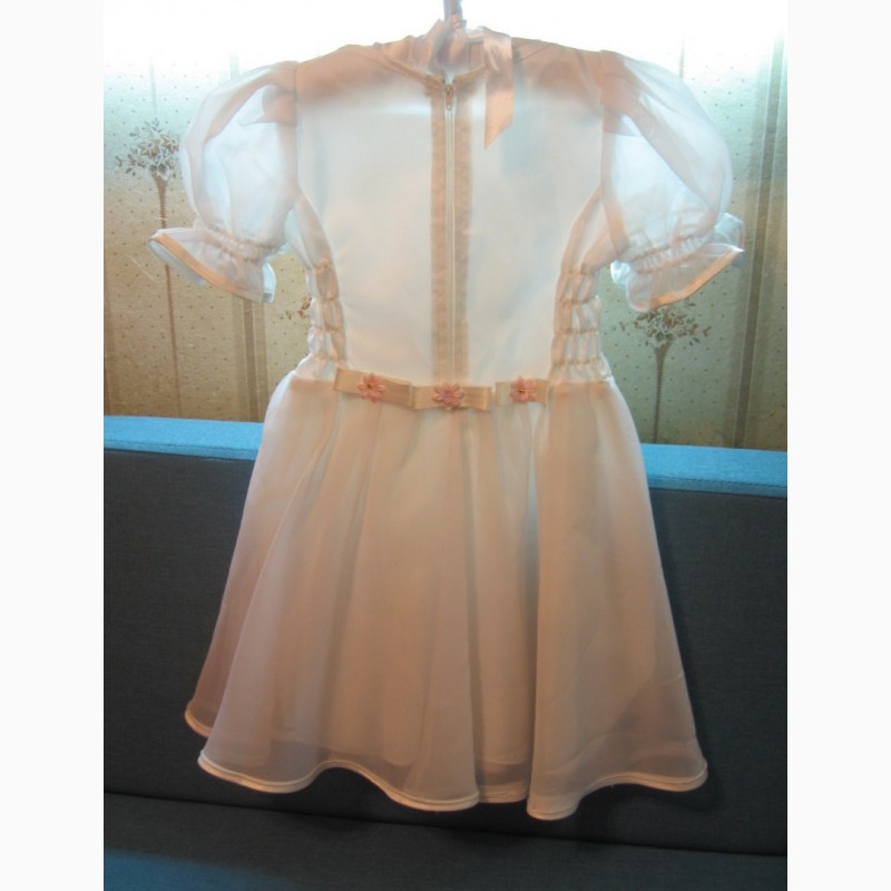 Фото 5. Белоснежное нарядное платье для девочки