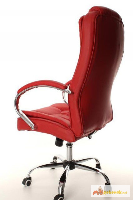 Фото 2. Офисное кожаное кресло Mido