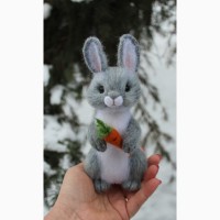 Заяц валяна іграшка зайчик интерєрний зайка хендмєйд авторська ручної роботи кролик