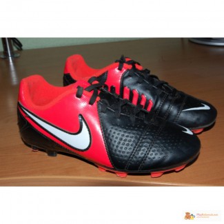 Продам бутсы-копочки Nike CTR360 Libretto III FG Junior хорошие