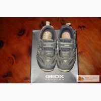 На м.:кроссовки Geox,зимние Dema