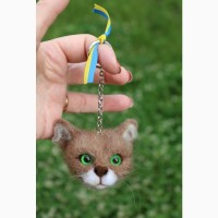 Кот брелок іграшка валяна прикраса подарунок сувенір кошка з шерсті інтерєрна кіт брошь