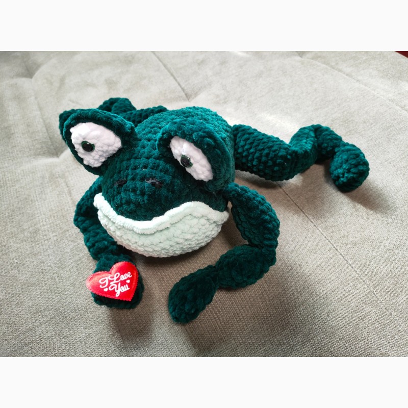 Фото 3. Іграшка зелена жаба принцеса вязана плюшева