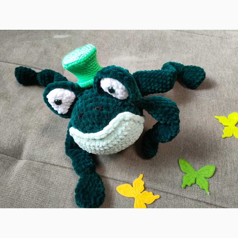Фото 4. Іграшка зелена жаба принцеса вязана плюшева