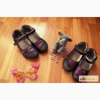 Фиолетовые туфельки на девочку 32-34 р