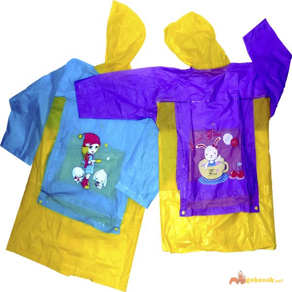 Фото 5. Детские виниловые дождевики с картинками и местом под рюкзак