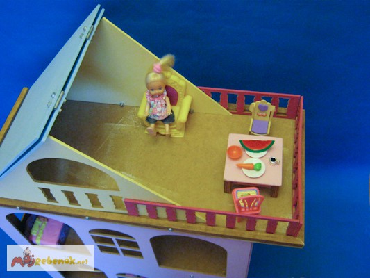 Фото 5. Разборной розовый кукольный домик для куколок до 18 см