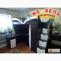 Кровать-чердак с рабочей зоной, угловым шкафом и лестницей-комодом (кл10) Merabel